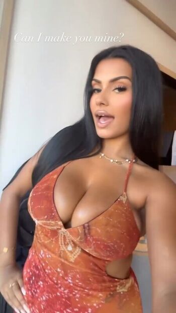 Full leaked Abida private onlyfans photo