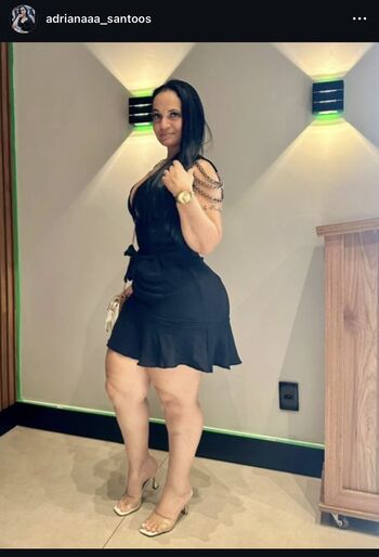 Adrianaaaa_santoos
