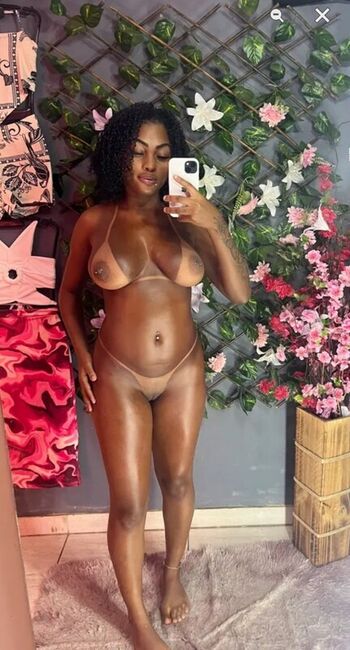 Full leaked Adrielle private onlyfans photo