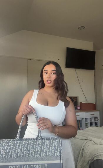 Full leaked Aiesha rai private onlyfans photo