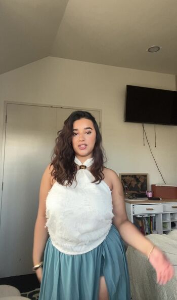 Full leaked Aiesha rai private onlyfans photo