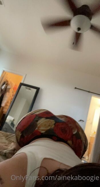 Full leaked Ainekaboogie private onlyfans photo