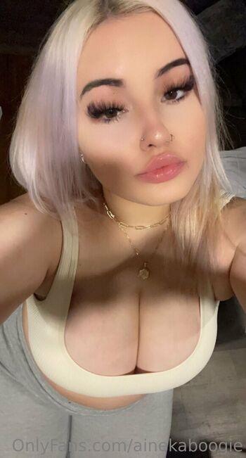 Full leaked Ainekaboogie private onlyfans photo