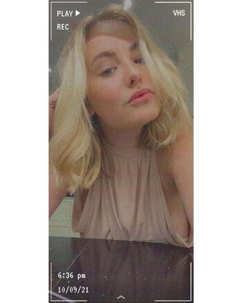 Full leaked Aisling norman private onlyfans photo