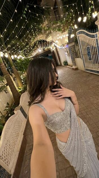 Alasmin Naaz