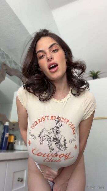 Alexa Pearl