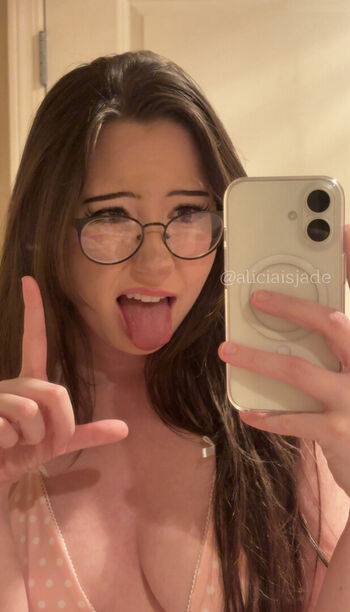 AliciaJade