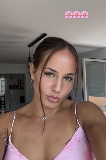 Full leaked Alina dalaslan private onlyfans photo