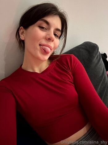Alina_Shy