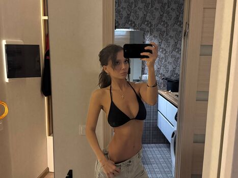 Alyona Bobrova