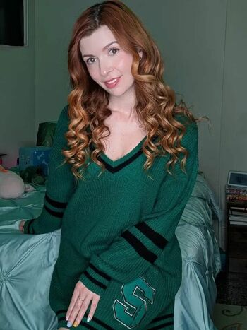 Amanda L Mcknight