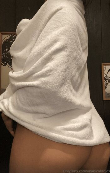 Anahi Cabrales
