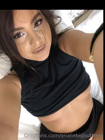 analiabigbuttfree