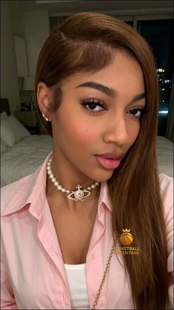 Angel Reese