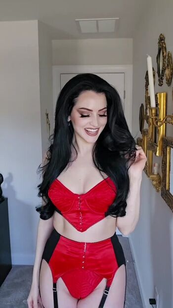 Angelica Rose