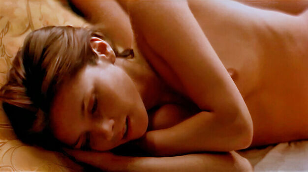 Anna Friel