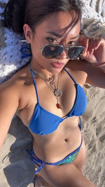 Full leaked Annaliseom private onlyfans photo