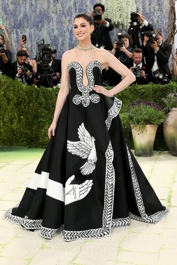 Anne Hathaway