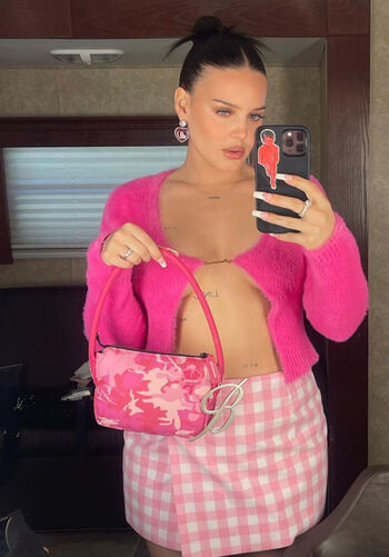 Full leaked Anne marie private onlyfans photo