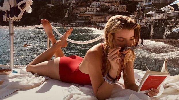 Anya Taylor-Joy