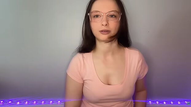 April Daisy Asmr