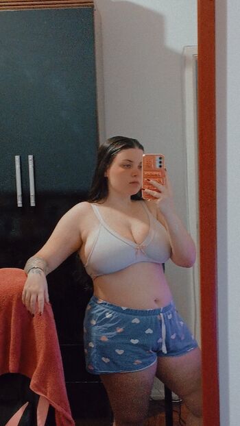 Full leaked Apron bellies private onlyfans photo