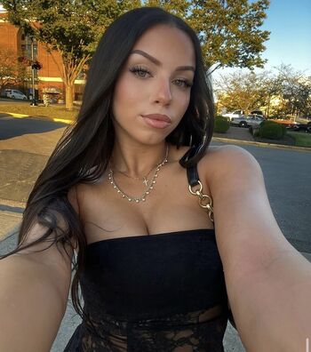 Arianna_tyler