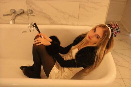 Full leaked Asmr berlin private onlyfans photo
