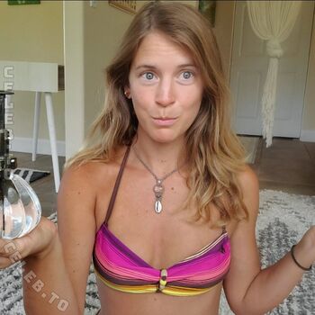 Full leaked Asmressense private onlyfans photo