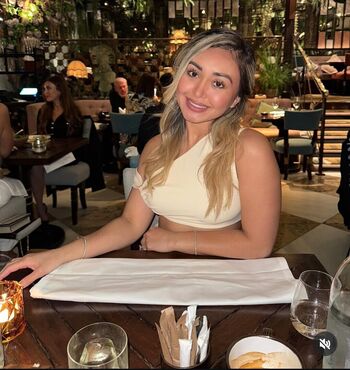 Full leaked Auntie le private onlyfans photo