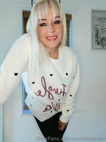 Full leaked Auntiewanks private onlyfans photo