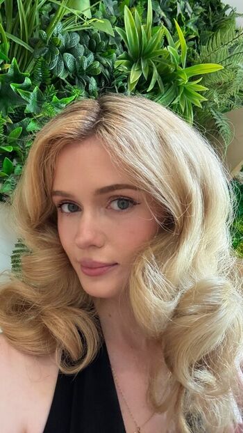 Full leaked Avalon warren private onlyfans photo
