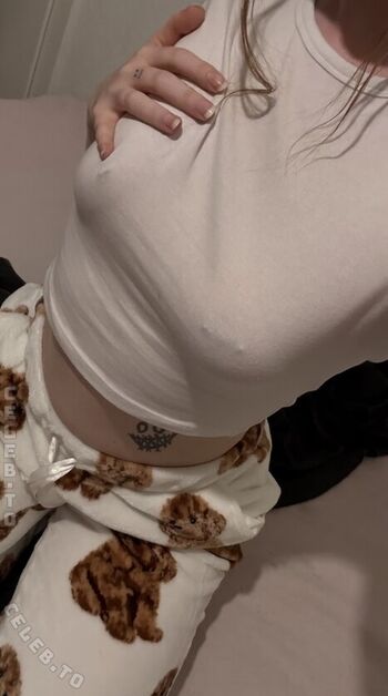 Full leaked Avapeach vip private onlyfans photo