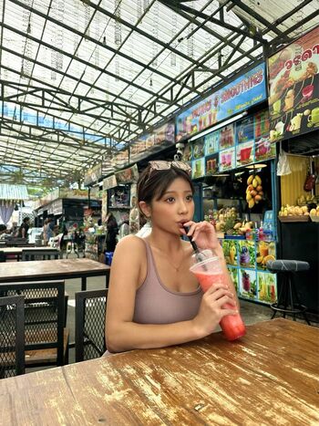 Aya Hazuki 葉月あや