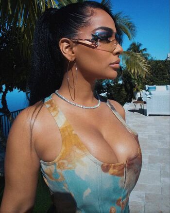 Full leaked Ayisha diaz private onlyfans photo
