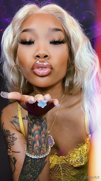 Full leaked Ayisha mina private onlyfans photo