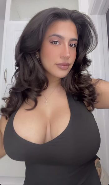 Full leaked Babyraena private onlyfans photo