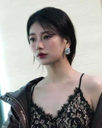 Bae Suzy