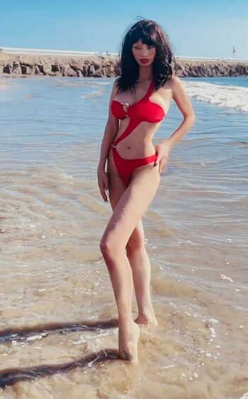 Bai Ling