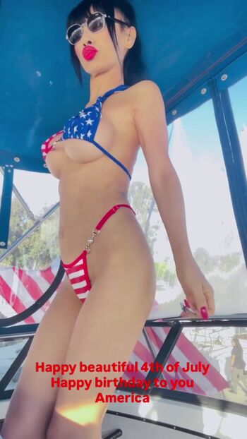 Bai Ling