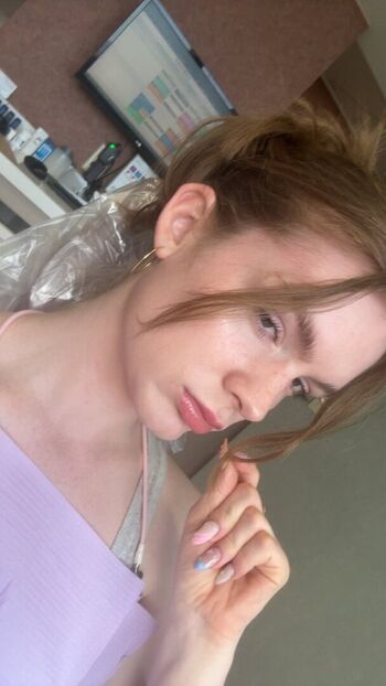 Full leaked Bambi snow private onlyfans photo