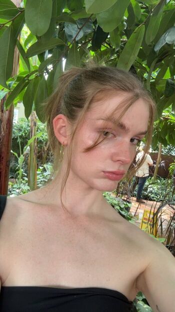 Full leaked Bambi snow private onlyfans photo
