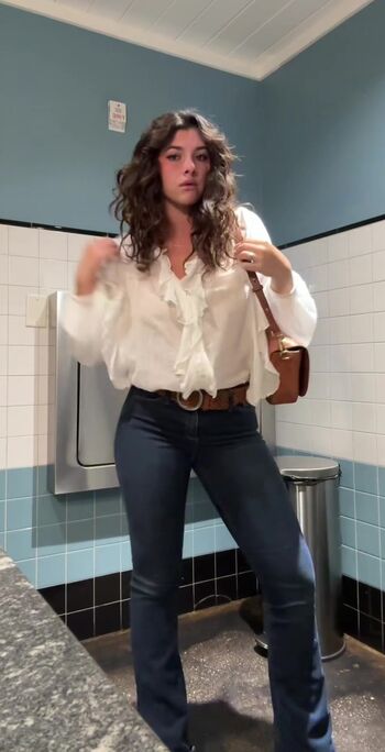 Full leaked Bianca cantando private onlyfans photo