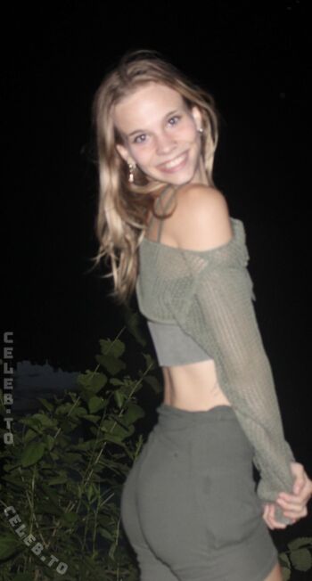 blondeeegirl33