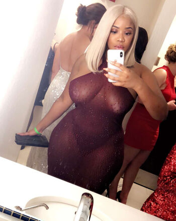 Full leaked Briannaamor private onlyfans photo