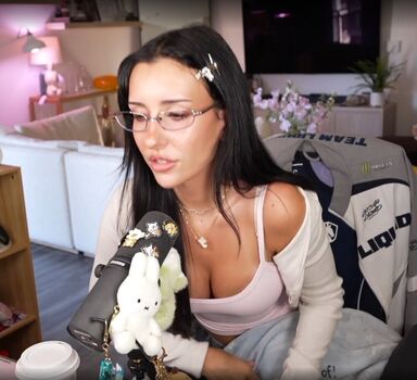 Full leaked Brieanneroksa private onlyfans photo