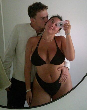 Full leaked Bustybri page private onlyfans photo