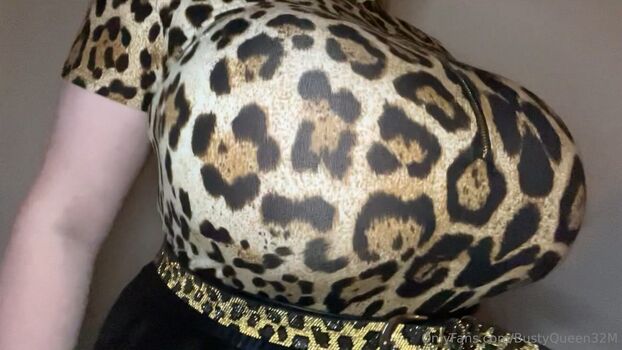 Full leaked Bustyqueenm private onlyfans photo