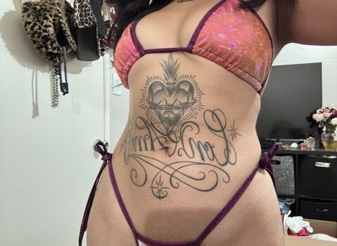 Full leaked Buzzzbombb private onlyfans photo
