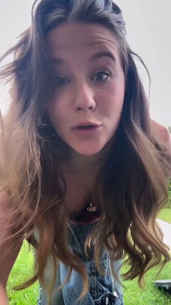 Full leaked Caeli mckay private onlyfans photo
